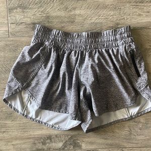 lululemon shorts tracker 4”